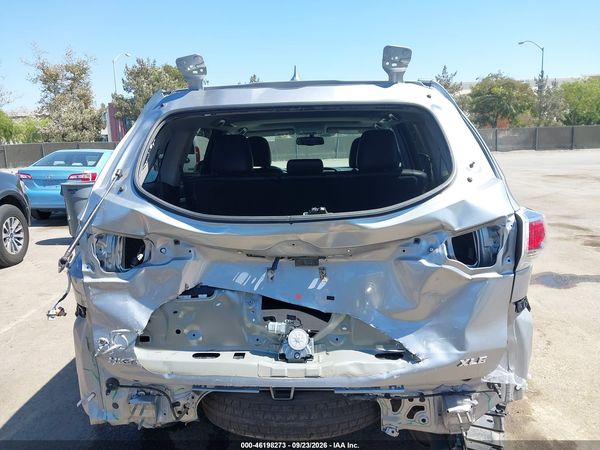 2016 TOYOTA HIGHLANDER XLE — I119