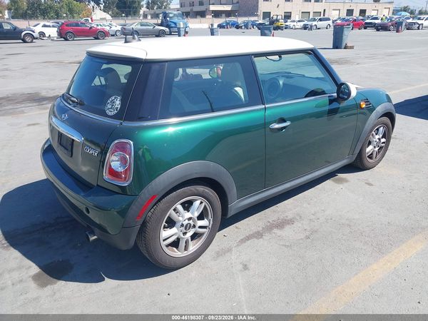2013 MINI HARDTOP COOPER — I4