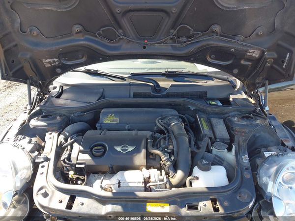 2012 MINI COOPER S — I10