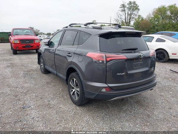 2017 TOYOTA RAV4 XLE — I3