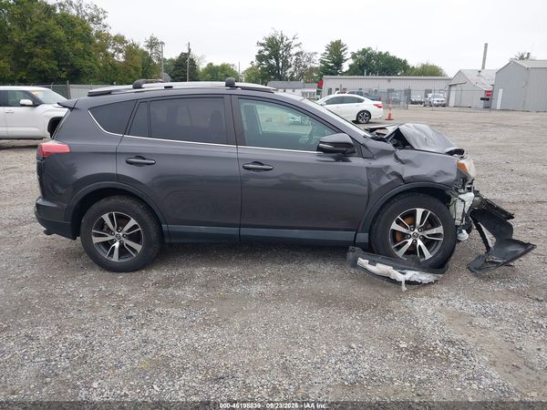 2017 TOYOTA RAV4 XLE — I116