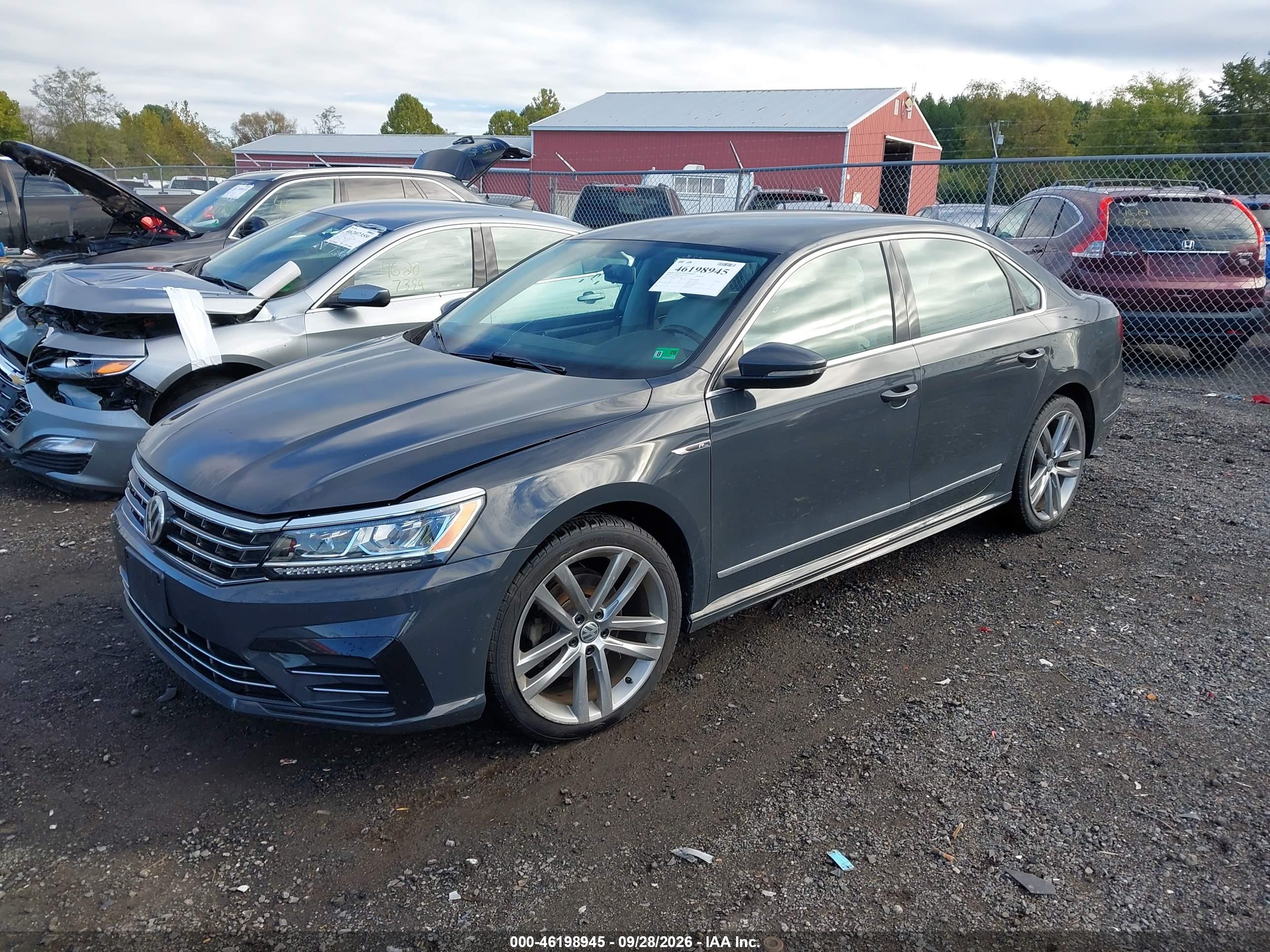 2017 VOLKSWAGEN PASSAT 1.8T R-LINE — I2