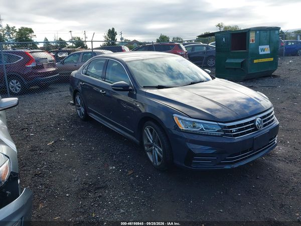2017 VOLKSWAGEN PASSAT 1.8T R-LINE — I1