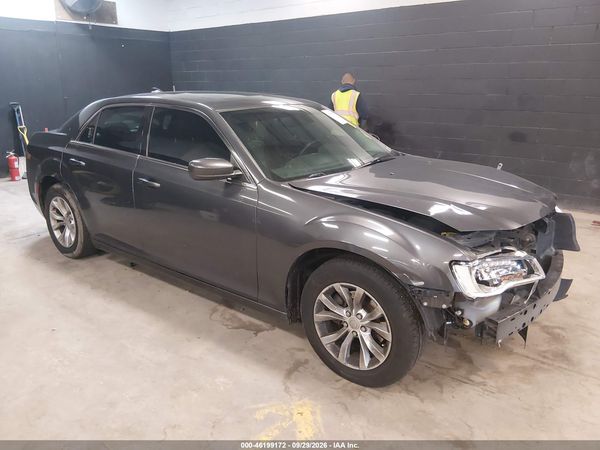 2015 CHRYSLER 300 LIMITED — I1