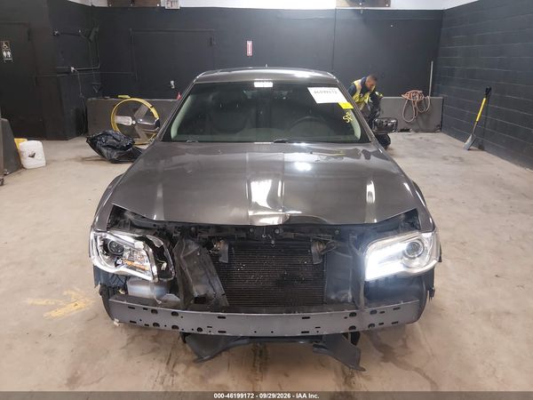 2015 CHRYSLER 300 LIMITED — I115