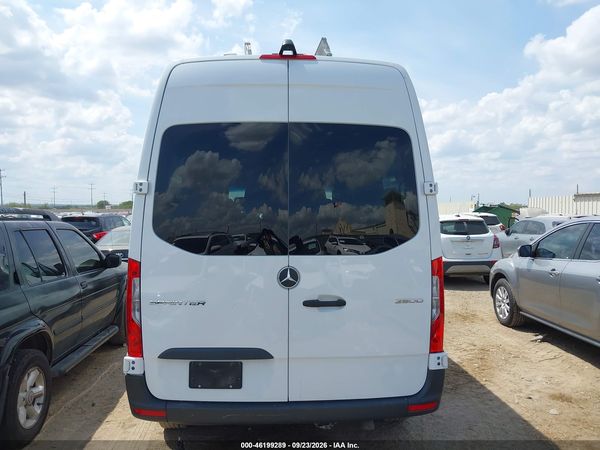 2025 MERCEDES-BENZ SPRINTER 2500 — I119