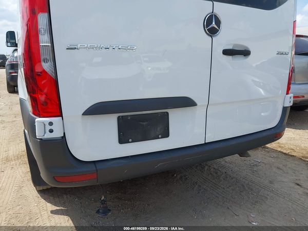 2025 MERCEDES-BENZ SPRINTER 2500 — I152