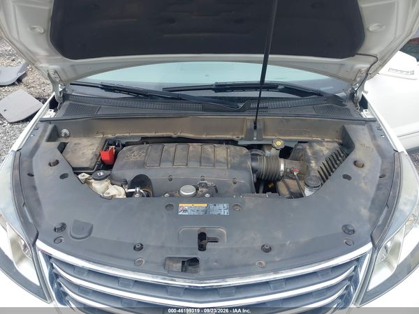 2015 CHEVROLET TRAVERSE LTZ — I10