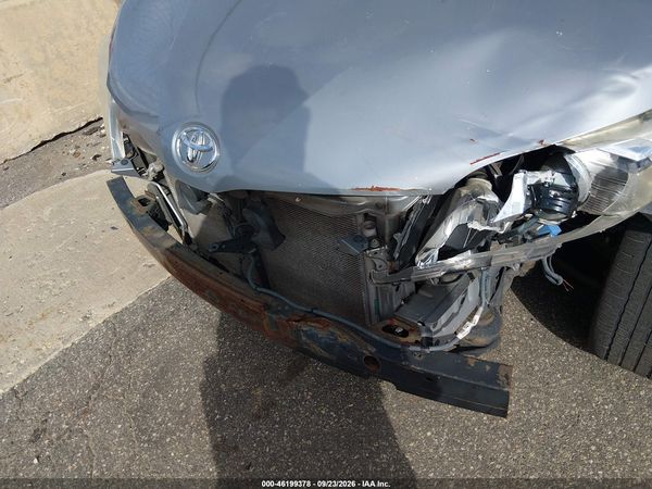 2014 TOYOTA SIENNA XLE V6 8 PASSENGER — I6