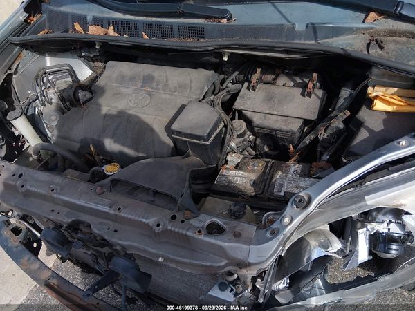 2014 TOYOTA SIENNA XLE V6 8 PASSENGER — I10