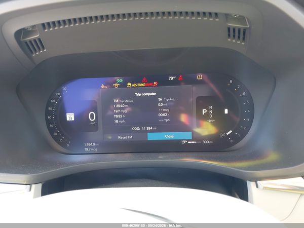 2022 VOLVO XC60 B5 MOMENTUM — I7