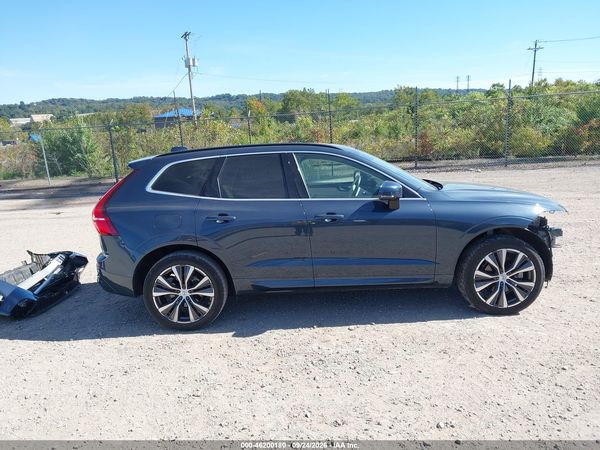 2022 VOLVO XC60 B5 MOMENTUM — I116