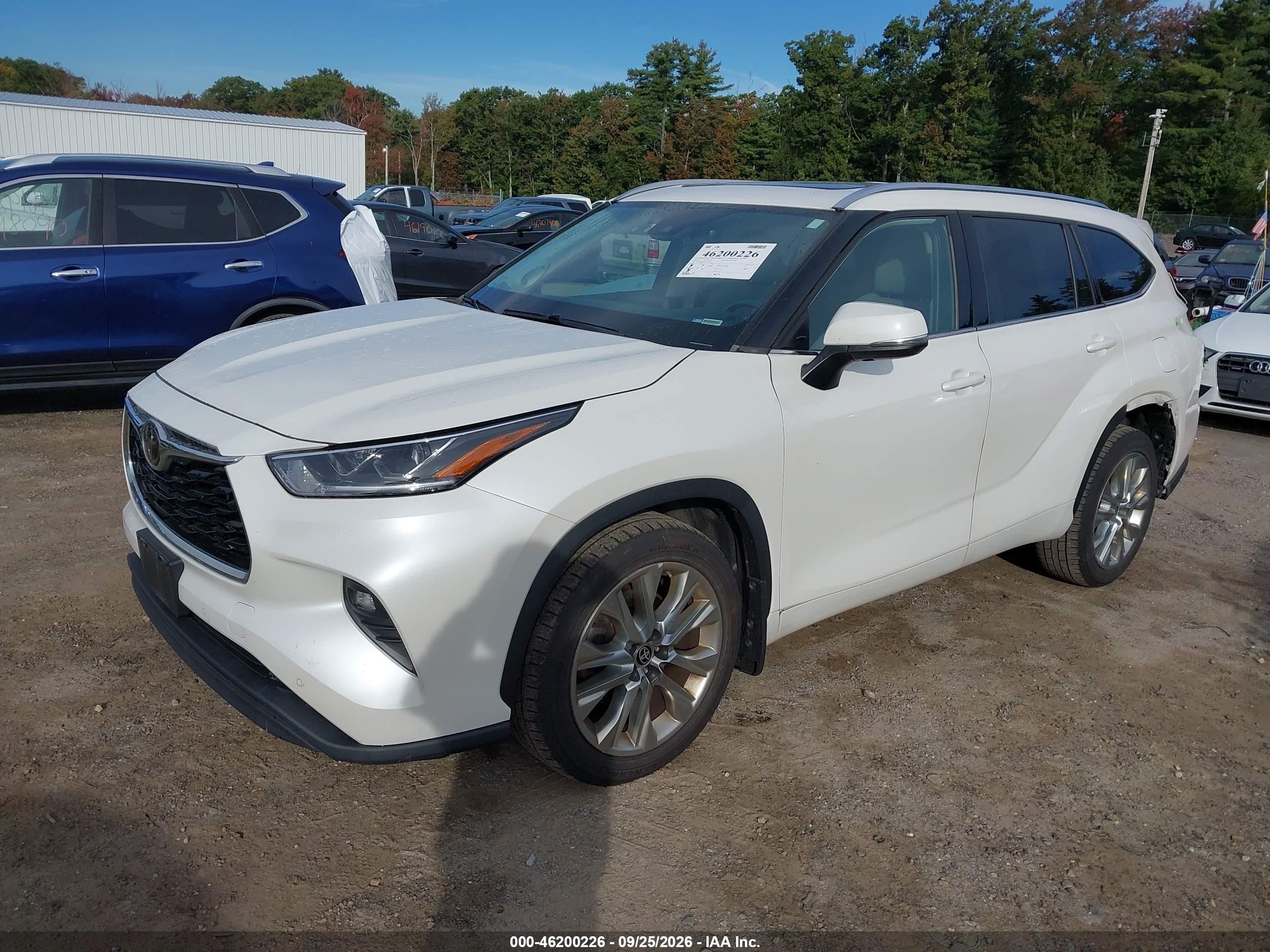 2020 TOYOTA HIGHLANDER LIMITED — I2
