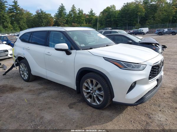 2020 TOYOTA HIGHLANDER LIMITED — I1