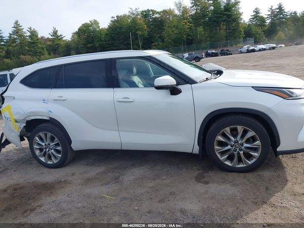 2020 TOYOTA HIGHLANDER LIMITED — I116