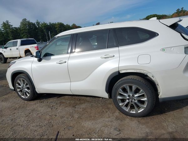 2020 TOYOTA HIGHLANDER LIMITED — I117