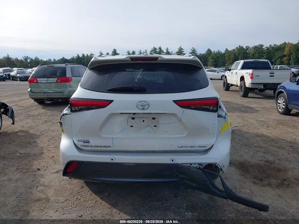 2020 TOYOTA HIGHLANDER LIMITED — I119