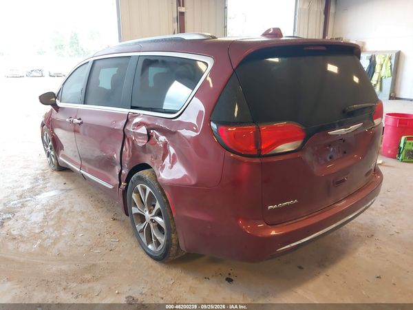 2018 CHRYSLER PACIFICA LIMITED — I3