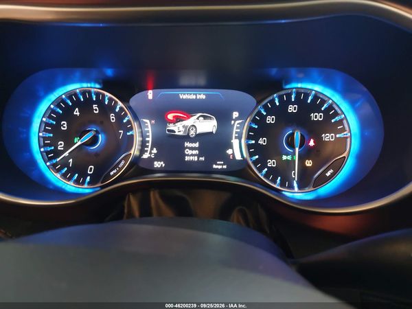 2018 CHRYSLER PACIFICA LIMITED — I7