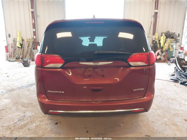2018 CHRYSLER PACIFICA LIMITED — I119