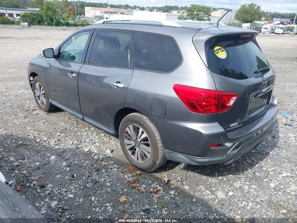 2018 NISSAN PATHFINDER SV — I3