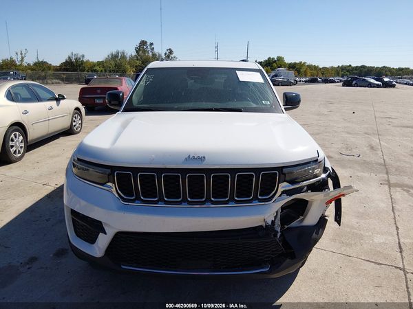 2024 JEEP GRAND CHEROKEE LAREDO X 4X4 — I115
