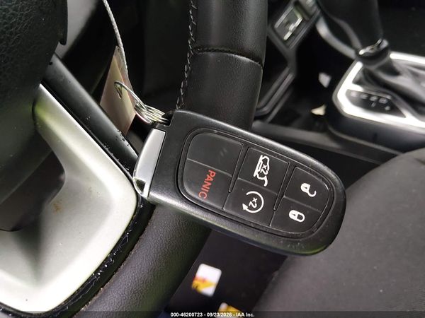 2018 JEEP RENEGADE LATITUDE FWD — I11