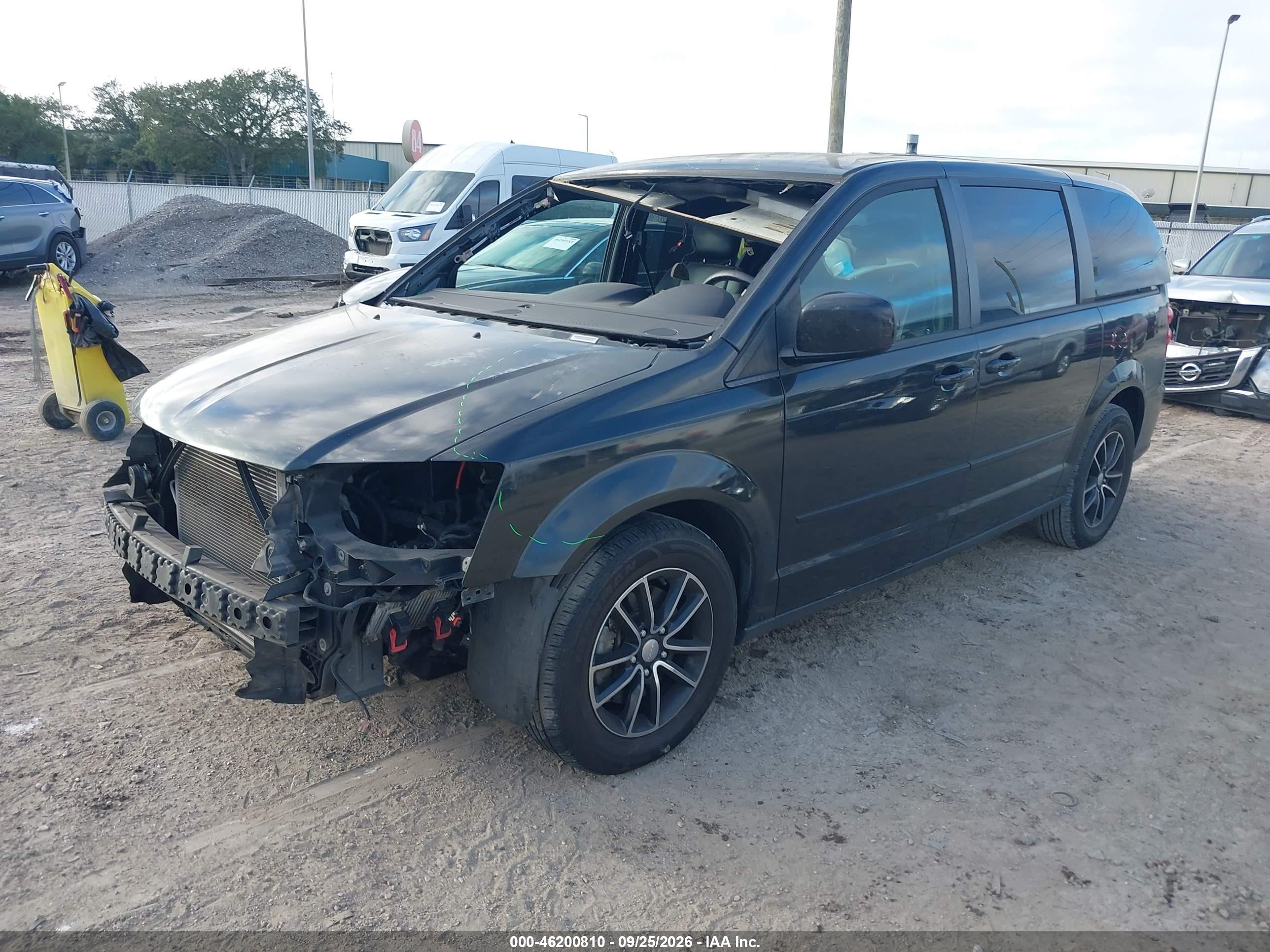 2017 DODGE GRAND CARAVAN GT — I2