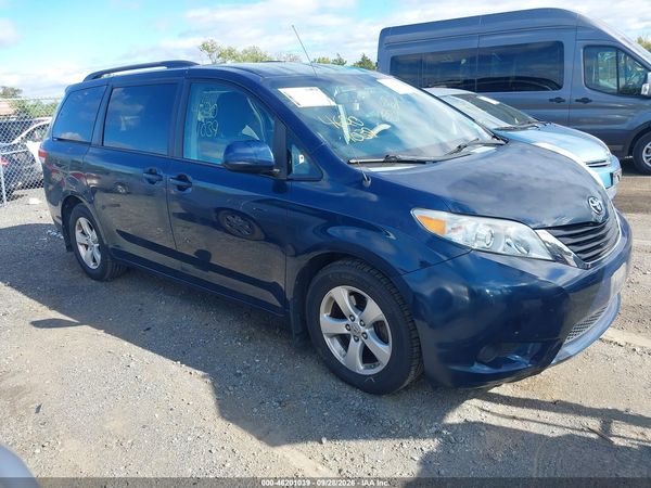 2012 TOYOTA SIENNA LE V6 8 PASSENGER — I1