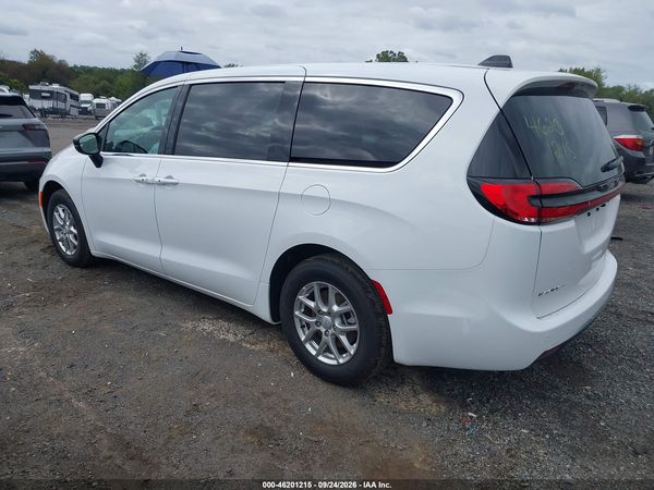 2027 CHRYSLER PACIFICA Select — I3