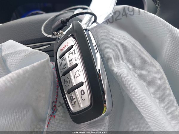 2027 CHRYSLER PACIFICA Select — I11