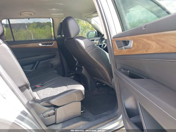 2025 VOLKSWAGEN ATLAS 2.0T SE W/TECHNOLOGY — I8
