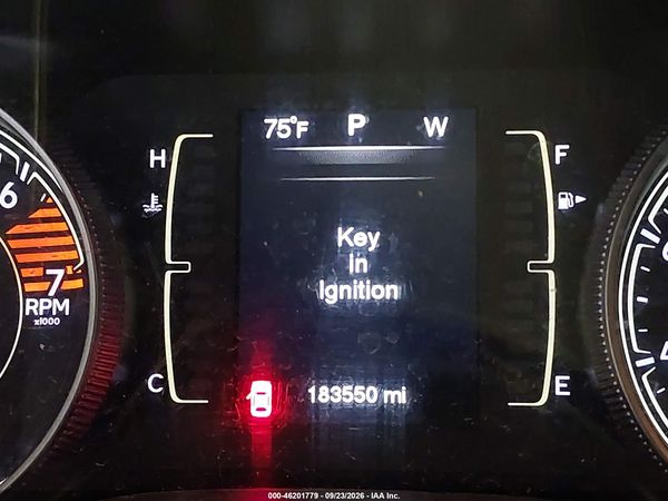 2016 JEEP CHEROKEE SPORT — I118