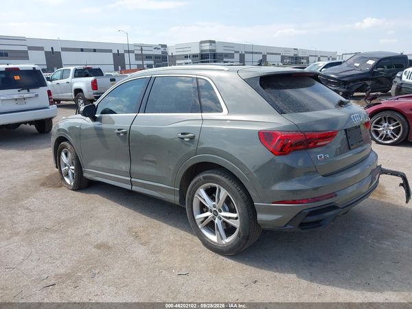 2022 AUDI Q3 — I3