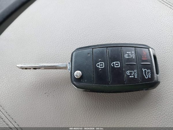 2018 KIA SEDONA LX — I11