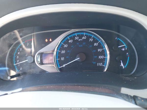 2012 TOYOTA SIENNA XLE 7 PASSENGER — I7