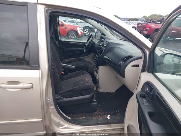 2013 DODGE GRAND CARAVAN SXT — I5