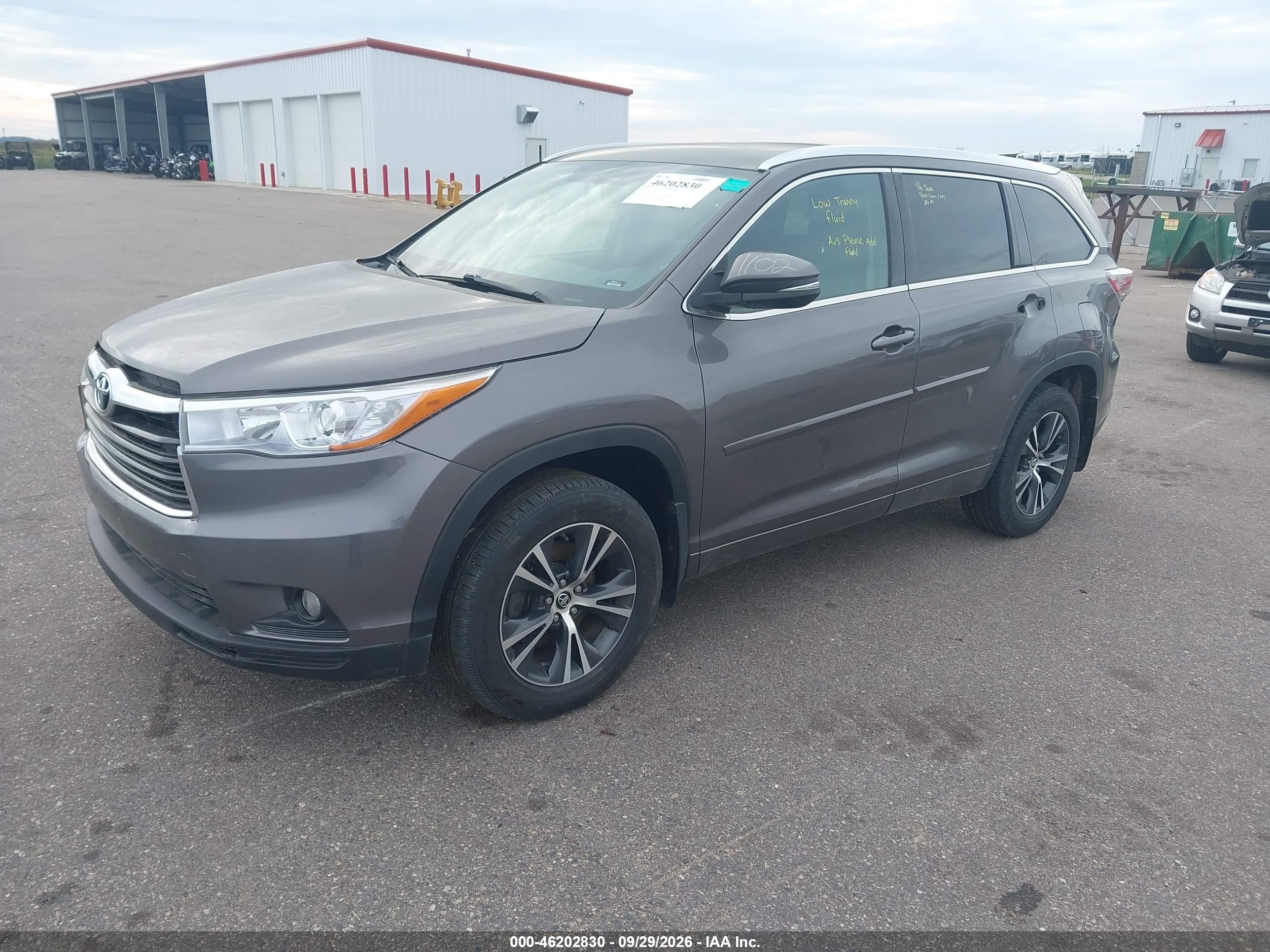 2016 TOYOTA HIGHLANDER XLE V6 — I2