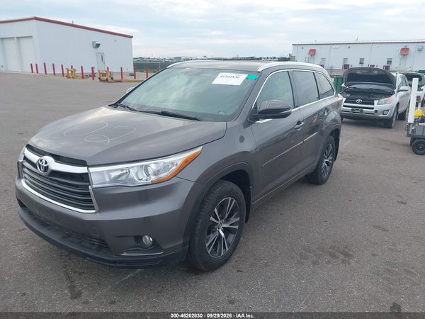 2016 TOYOTA HIGHLANDER XLE V6 — I6