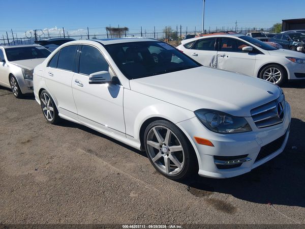 2013 MERCEDES-BENZ C-CLASS C 250 SPORT — I1