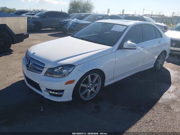 2013 MERCEDES-BENZ C-CLASS — I2