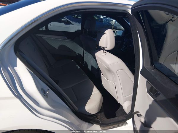 2013 MERCEDES-BENZ C-CLASS C 250 SPORT — I8