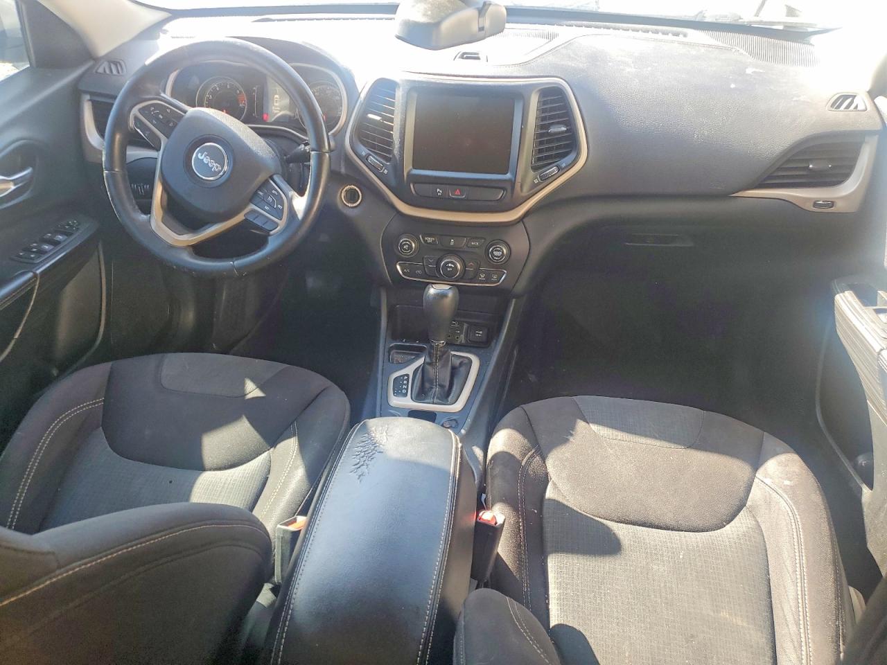 2017 JEEP CHEROKEE LATITUDE FWD