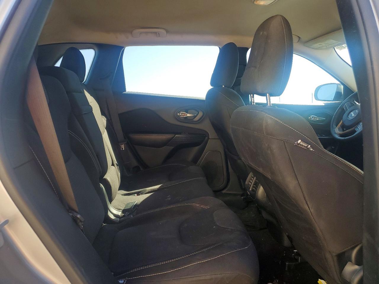 2017 JEEP CHEROKEE LATITUDE FWD