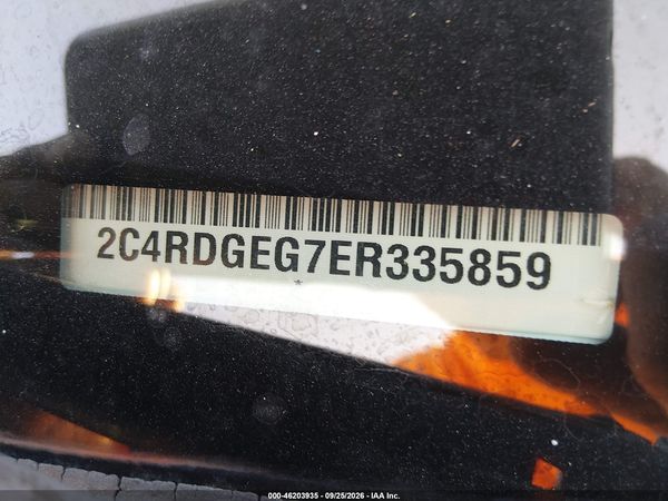 2014 DODGE GRAND CARAVAN R/T — I9