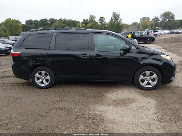 2016 TOYOTA SIENNA LE 8 PASSENGER — I116