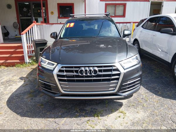 2019 AUDI Q5 45 PREMIUM — I6