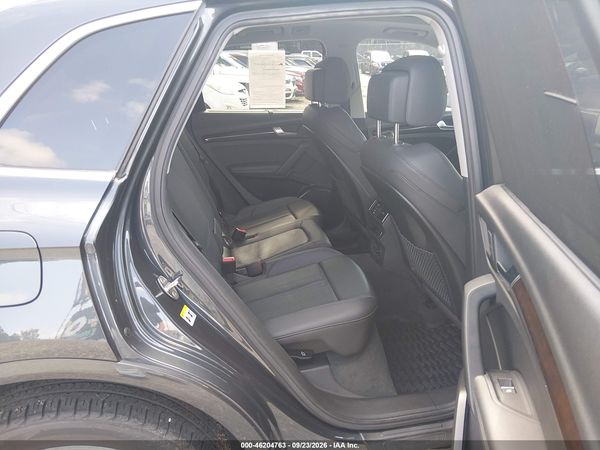 2019 AUDI Q5 45 PREMIUM — I8