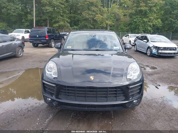 2017 PORSCHE MACAN — I115