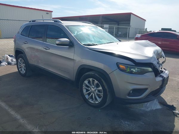 2019 JEEP CHEROKEE LATITUDE FWD — I1